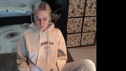 Sasha online show from June 4, 6:36 pm