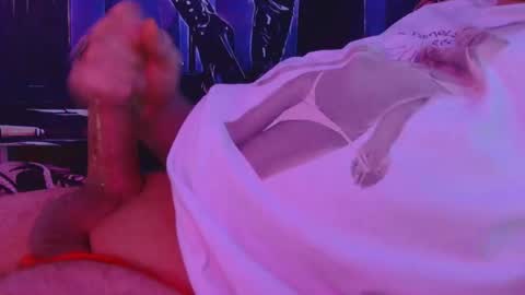 mrthickdick19822 online show from November 27, 4:42 am