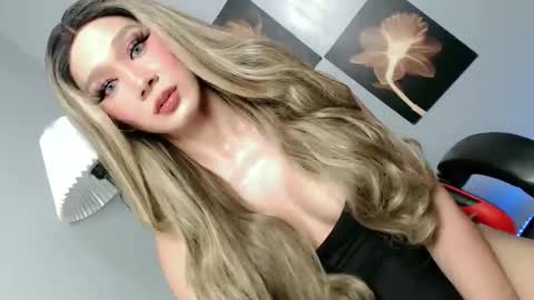 chloe online show from May 28, 6:00 am