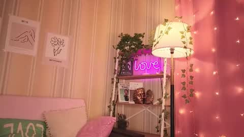 Eva 3 online show from November 24, 12:37 pm