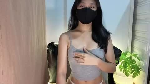 ms_shye online show from May 17, 8:56 am