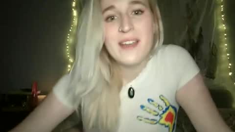 msclairewhatever online show from October 24, 12:33 am