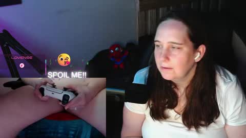 MsGamerGirl69 online show from April 27, 3:15 am