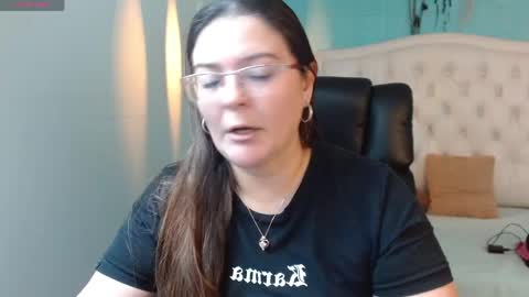 Jossie online show from April 25, 3:52 am
