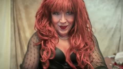 Snapshot of mskarentoy chatting on February 5, 11:28 pm mskarentoy online show from February 5, 11:28 pm