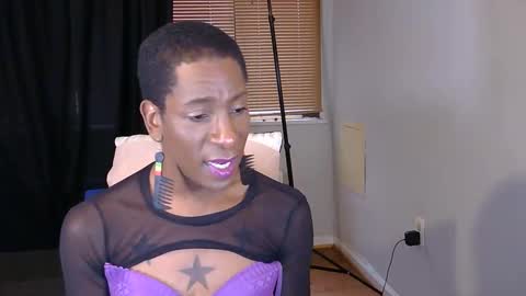 Merlin Mystique online show from November 18, 8:34 pm