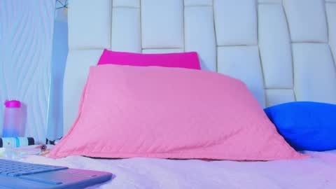 FERNANDA 3 online show from May 7, 3:13 am