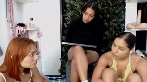 Nyx modelo independiente online show from April 30, 5:51 pm
