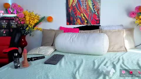 karla online show from June 17, 1:27 pm