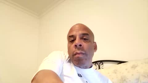 Laly online show from November 27, 9:50 am