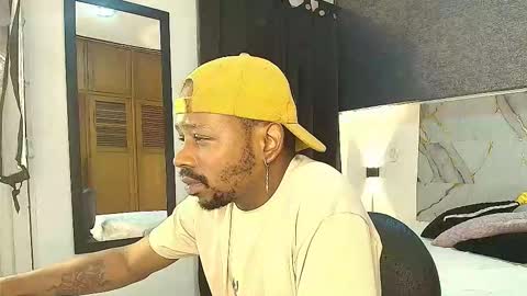 Muller Asher online show from November 6, 3:09 am