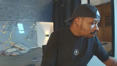 Muller Asher online show from December 2, 3:05 am