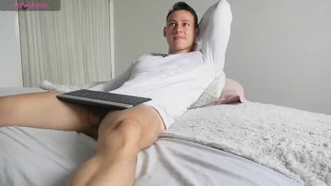 muscle_king_cum online show from July 14, 3:06 pm