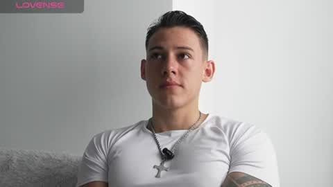 muscle_king_cum online show from July 20, 3:36 pm