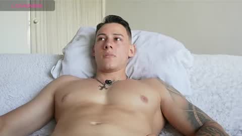 muscle_king_cum online show from July 8, 3:04 pm