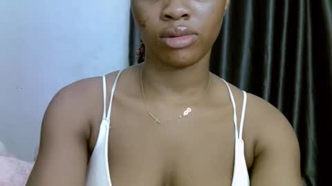 muscle_queen0 online show from March 10, 9:29 pm