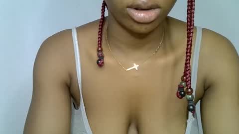 muscle_queen0 online show from March 12, 9:51 pm