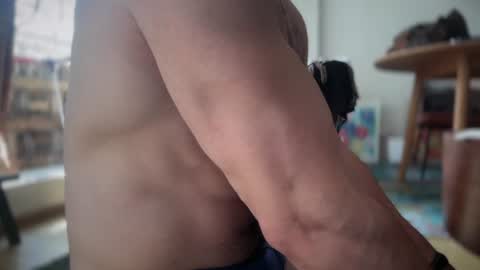 musclehair3 online show from June 27, 9:26 am