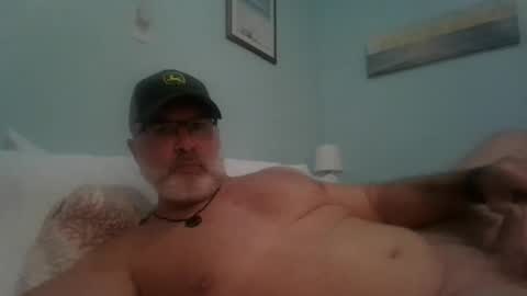 musclemeat41 online show from December 18, 7:09 pm