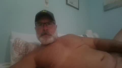 Snapshot of musclemeat41 chatting on October 1, 4:39 pm musclemeat41 online show from October 1, 4:39 pm