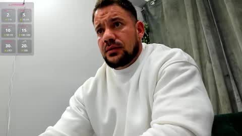 Snapshot of musclemonster31 chatting on February 16, 8:44 pm MuscleMonster31 online show from February 16, 8:44 pm