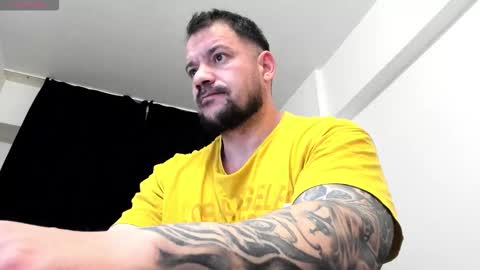 MuscleMonster31 online show from December 15, 11:17 am