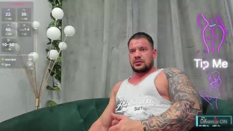 Snapshot of musclemonster31 chatting on March 3, 1:10 am MuscleMonster31 online show from March 3, 1:10 am