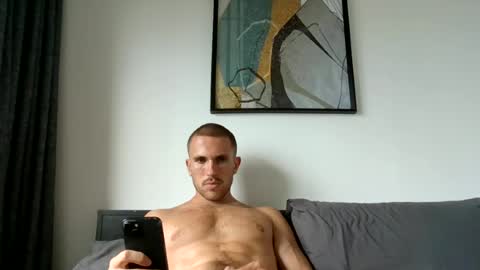 muscleshow00 online show from July 8, 9:35 am
