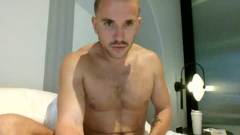muscleshow00 online show from July 5, 3:42 am