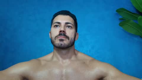 muscularmaster onlyfans online show from July 27, 9:45 pm