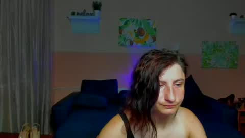 Jeneva online show from July 29, 6:08 pm
