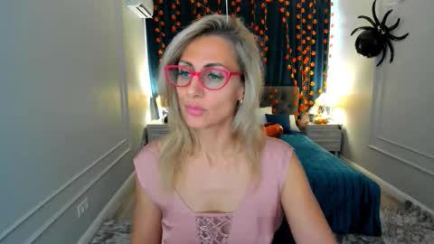 Diana online show from October 22, 11:34 am