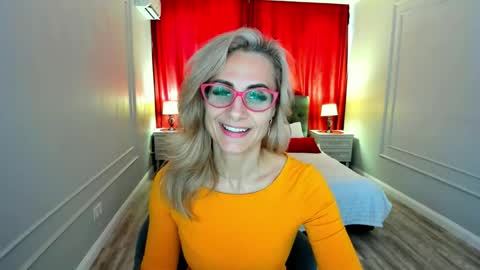 Diana online show from May 1, 11:37 am