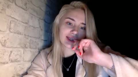 musescorner online show from February 2, 8:27 pm