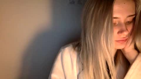 musescorner online show from February 12, 5:16 pm