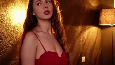 MuseSolis online show from February 7, 9:15 pm