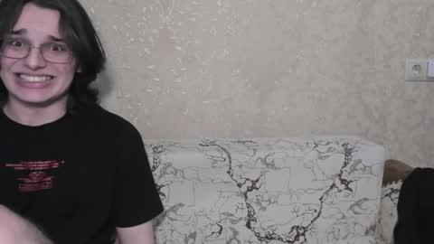 cute couple online show from April 26, 8:06 pm
