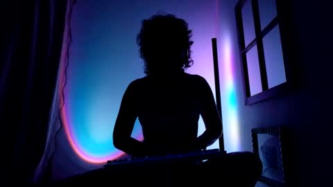 Snapshot of mx_anouk_divine chatting on October 12, 4:27 am Mx. Anouk Divine online show from October 12, 4:27 am