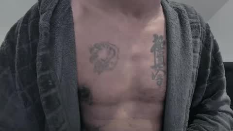 Snapshot of my432687 chatting on March 3, 11:14 pm my432687 online show from March 3, 11:14 pm