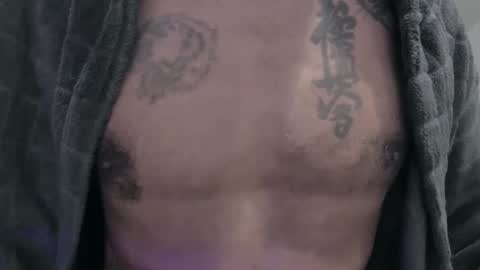 Snapshot of my432687 chatting on February 23, 12:51 am my432687 online show from February 23, 12:51 am