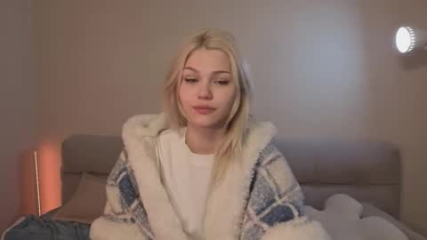 April online show from March 9, 7:29 pm