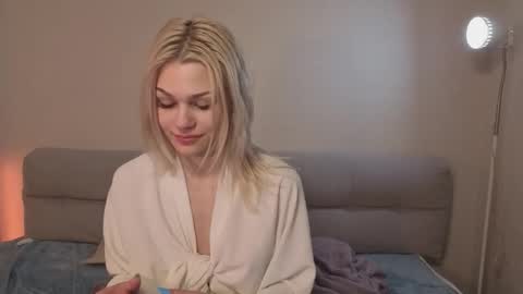 April online show from March 14, 8:02 pm