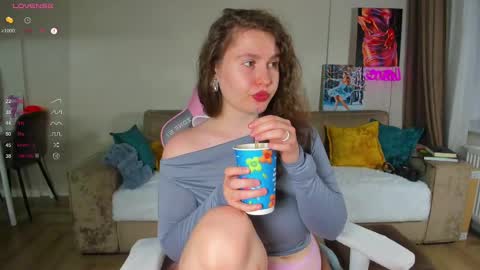 Emmy online show from March 5, 2:01 pm