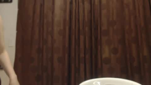     sara      i know you love me xoxox     online show from November 18, 8:50 am