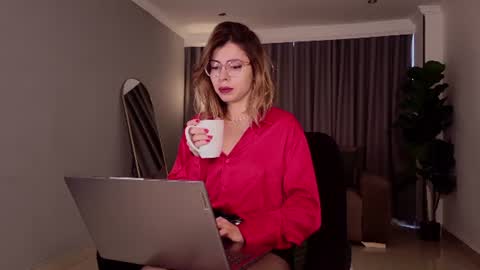 Maite online show from July 31, 1:34 pm