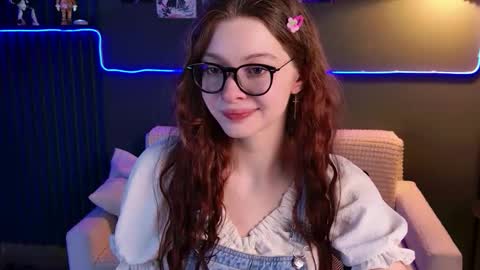 Mary online show from February 8, 1:25 pm