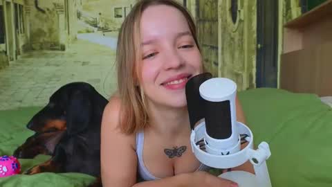 Snapshot of my_mia_ chatting on September 21, 9:02 am  MIA  I will be here Monday Wednesday Thursday Saturday online show from September 21, 9:02 am