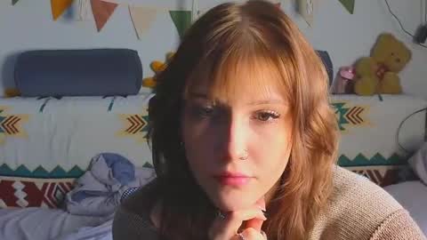  PARIS   online show from February 6, 8:07 am