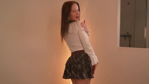 STELLA  Im here today online show from October 1, 4:28 pm