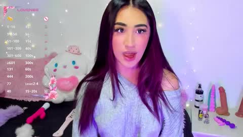    online show from November 6, 7:28 pm